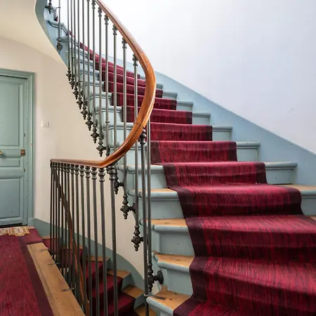 Appartamento Elegant Avec Ascenseur Proche Tour Eiffel Parigi